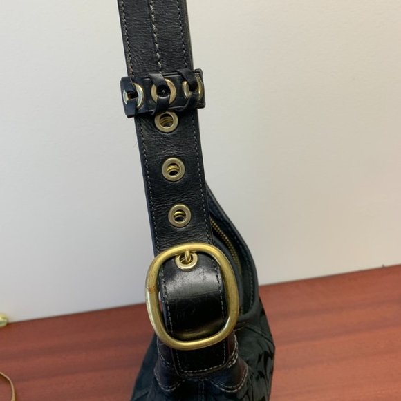 Black Coach Bag - Picture 10 of 16